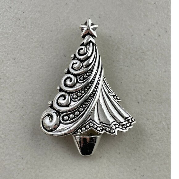 Vintage Silver tone Christmas Tree Pin, Silver Tree Pendant, Fancy Holiday Tree - Picture 1 of 3